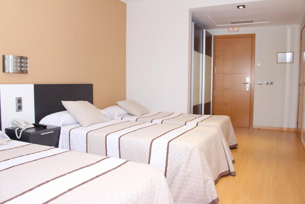 Hotel Ciutat D'Amposta Eksteriør bilde